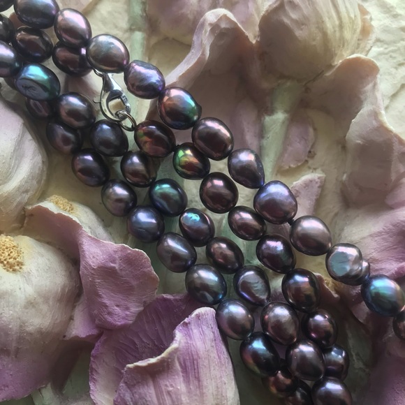 THE PEARL SOURCE necklace - Picture 2 of 4